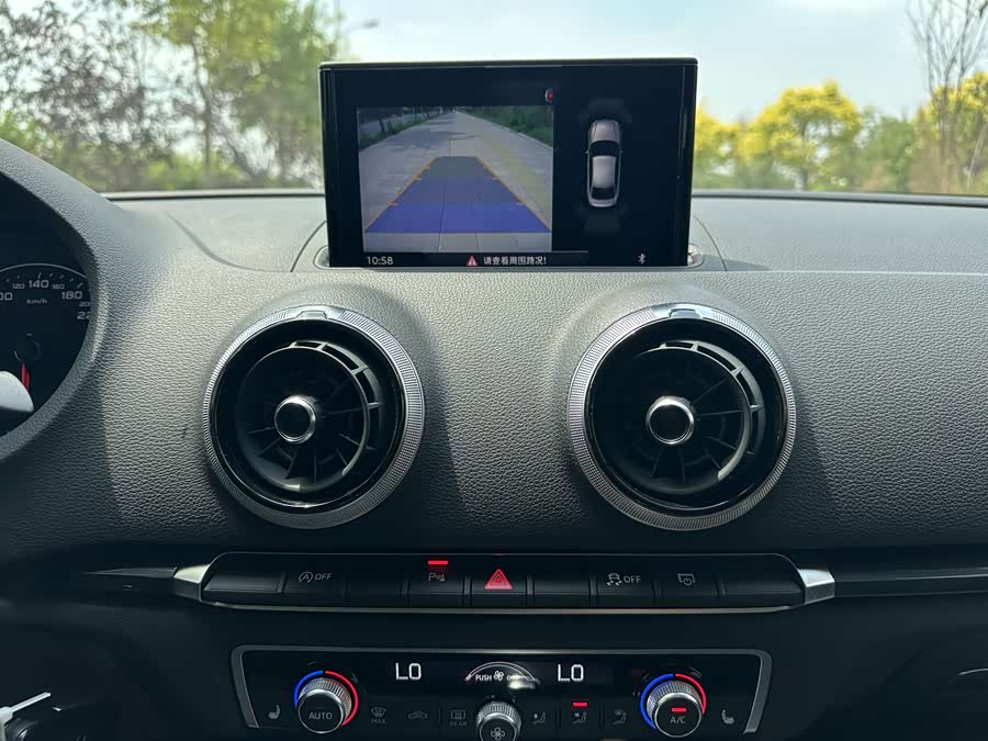 Audi A3 2020, фото 17