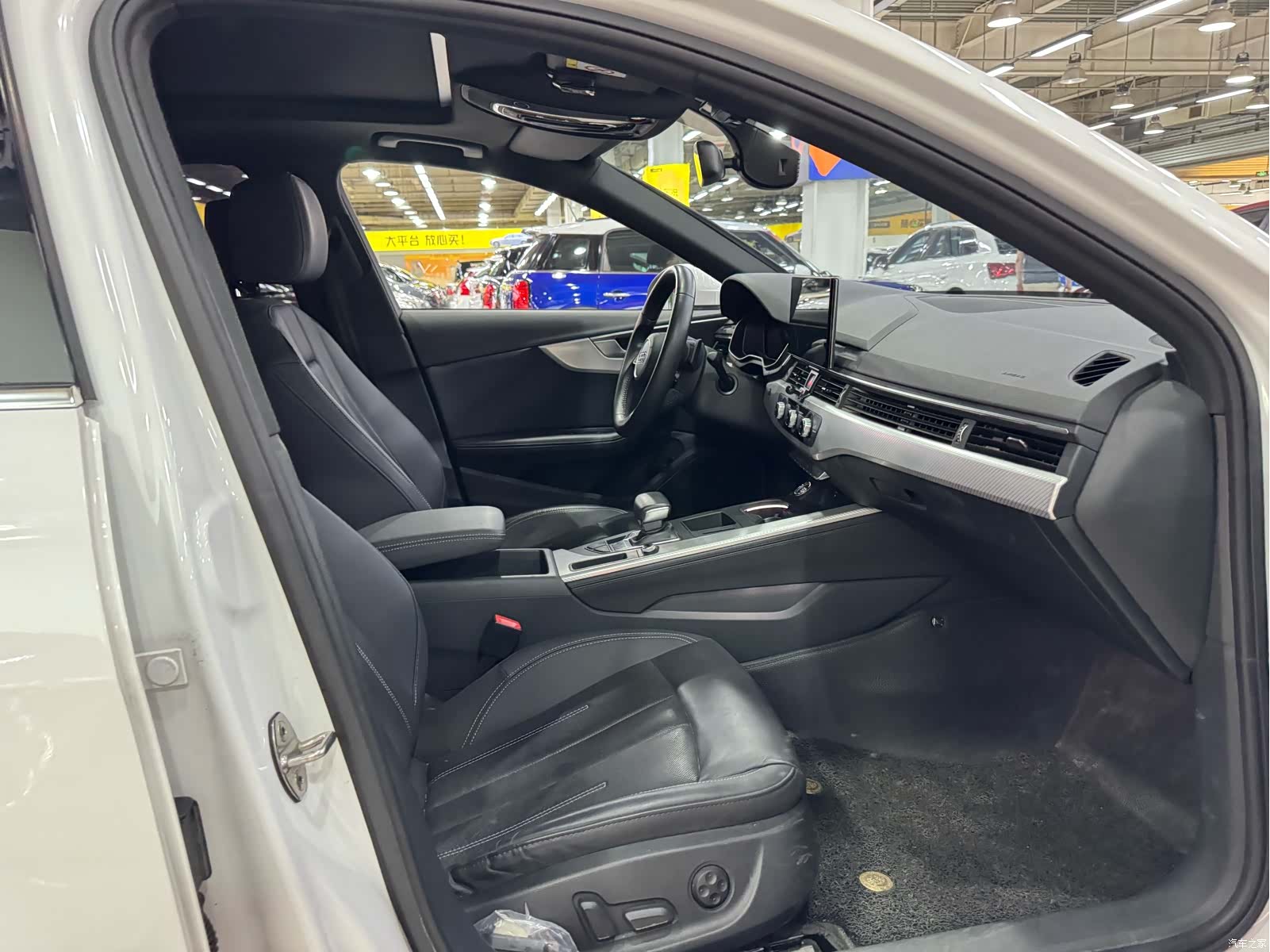 Audi A4L, 2021 6
