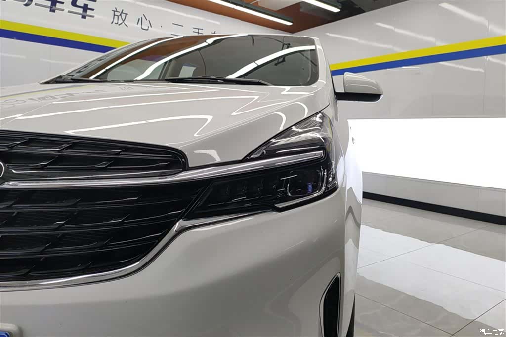 Buick GL8, 2022 все фото