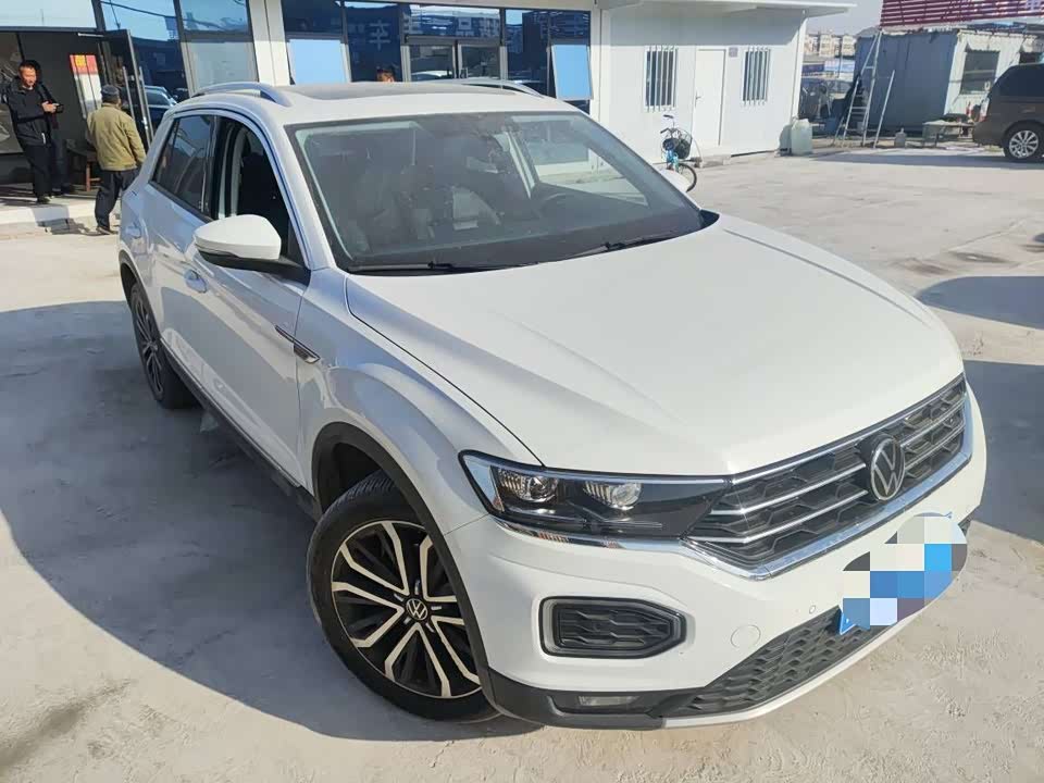 Volkswagen T-ROC exploring Songs