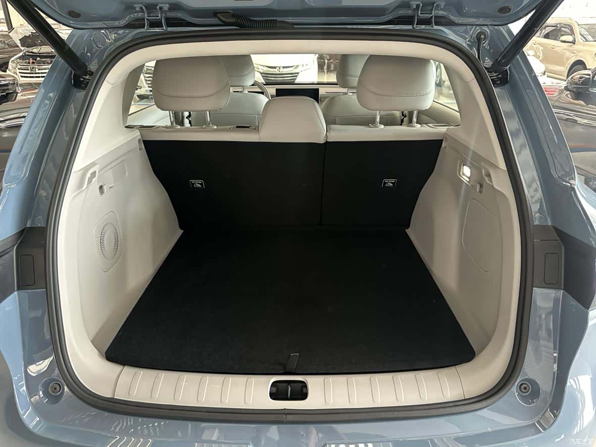 Leapmotor B10, 2025 14