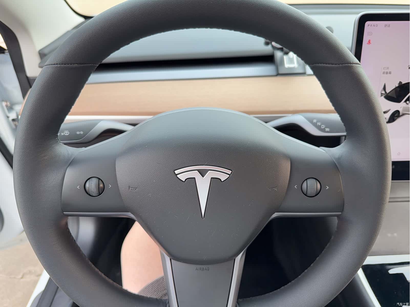 Tesla Model 3, 2019 8