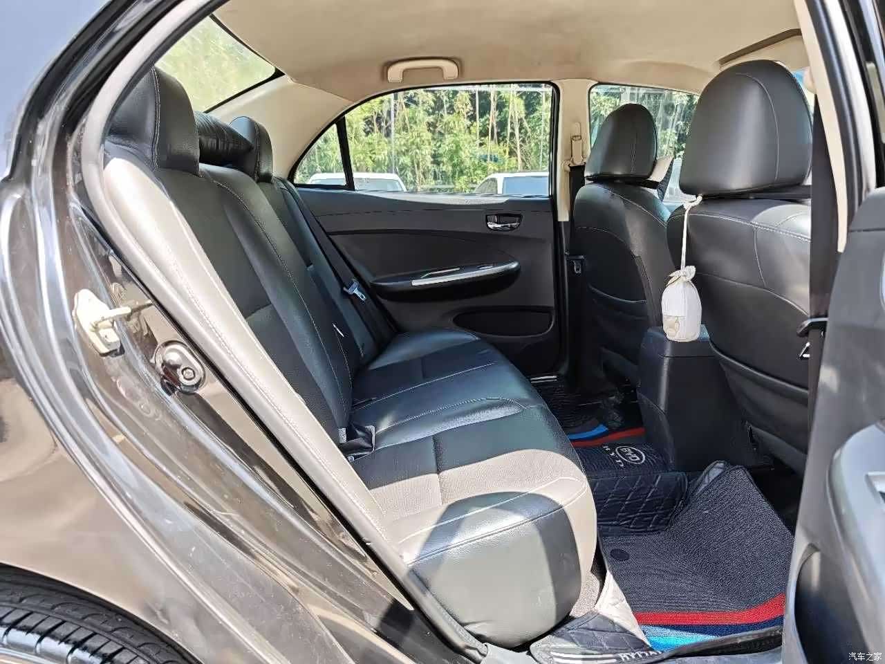 BYD L3, 2014 14
