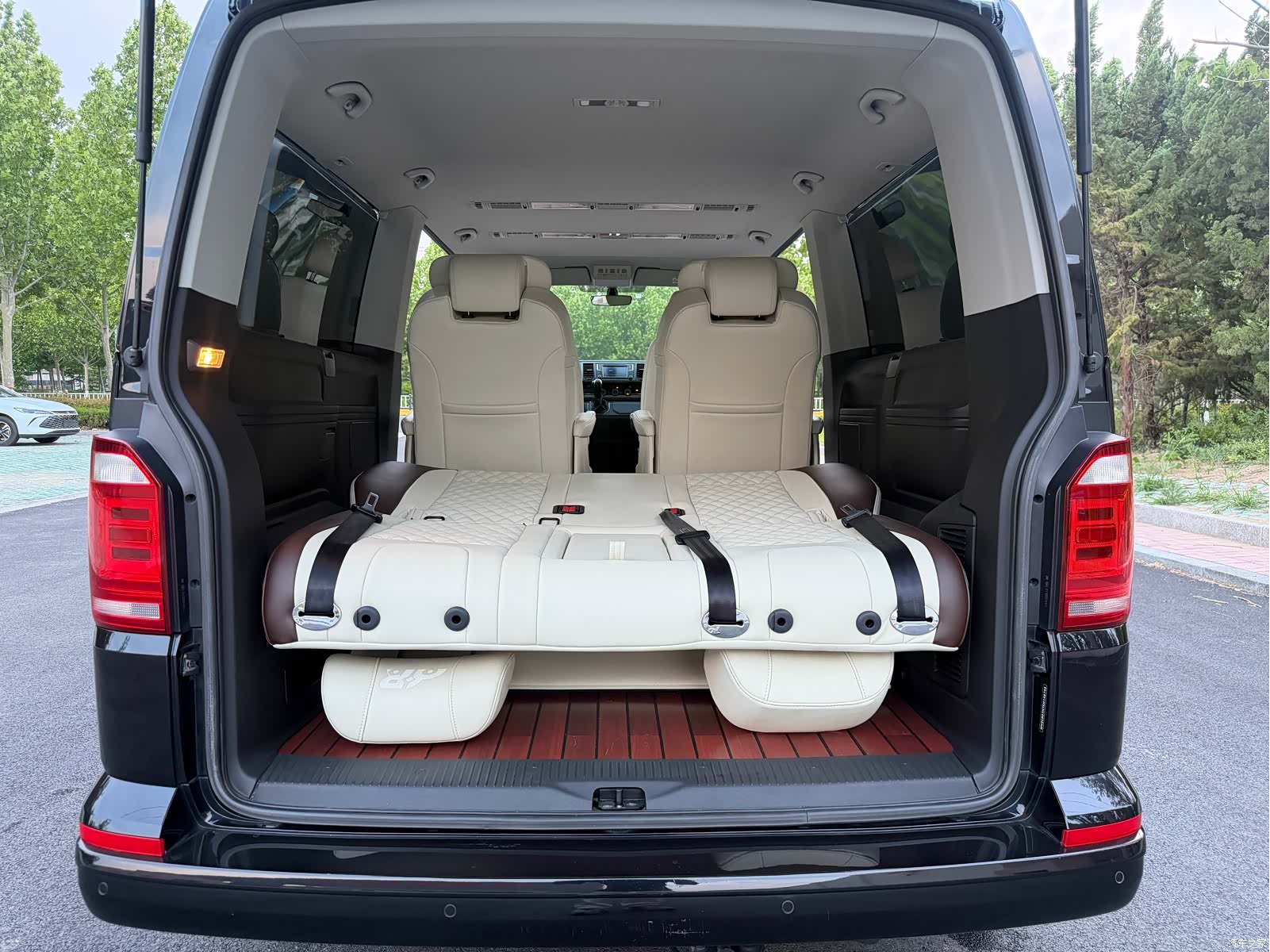 Volkswagen 7, 2020 19