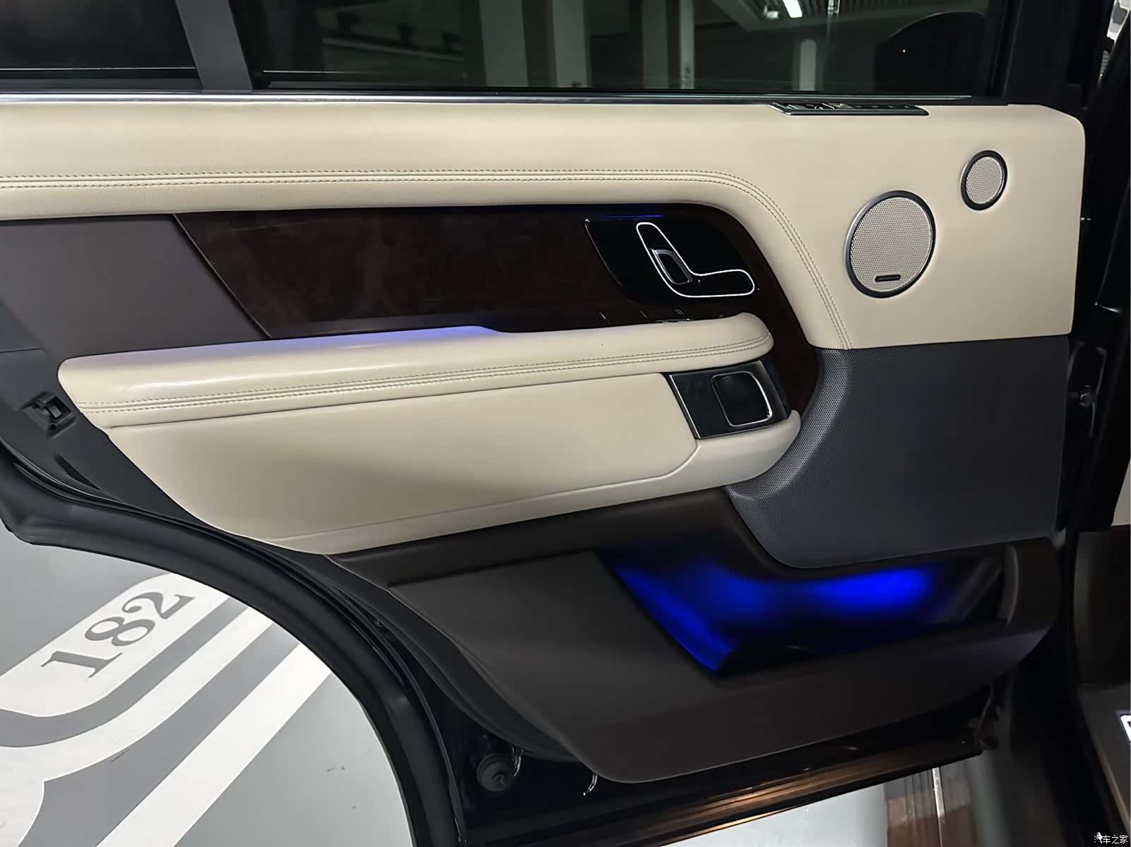 Land Rover Range Rover, 2020 13