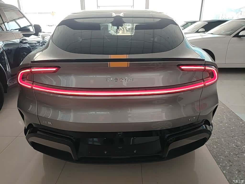 Xiaomi YU7, 2026 6