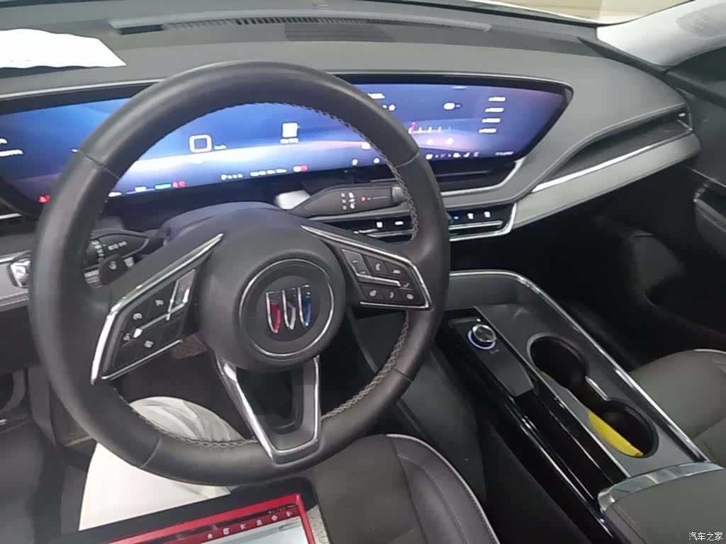 Buick E5, 2025 10