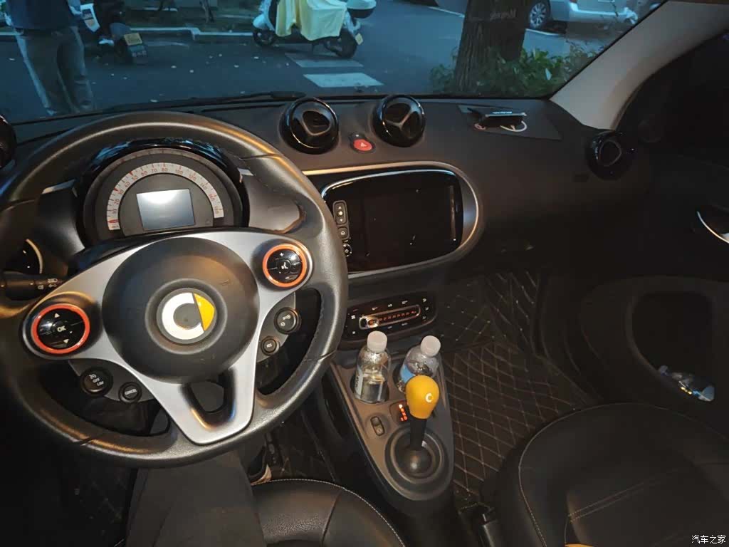 Smart Fortwo, 2016 13
