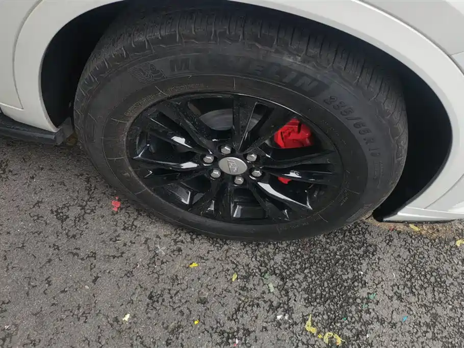 Cadillac XT6