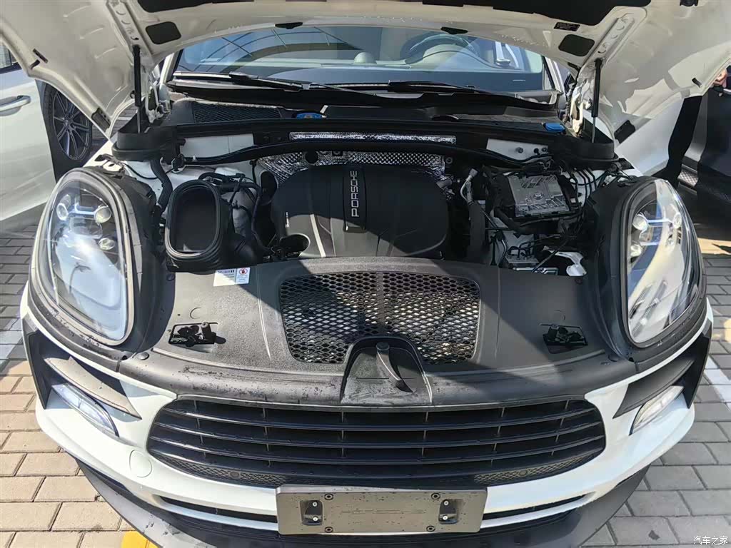 Porsche Macan, 2021 9