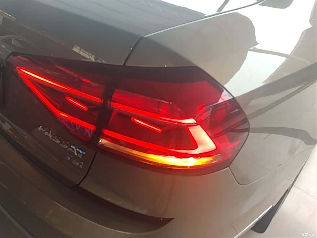 Volkswagen Passat, 2017 8