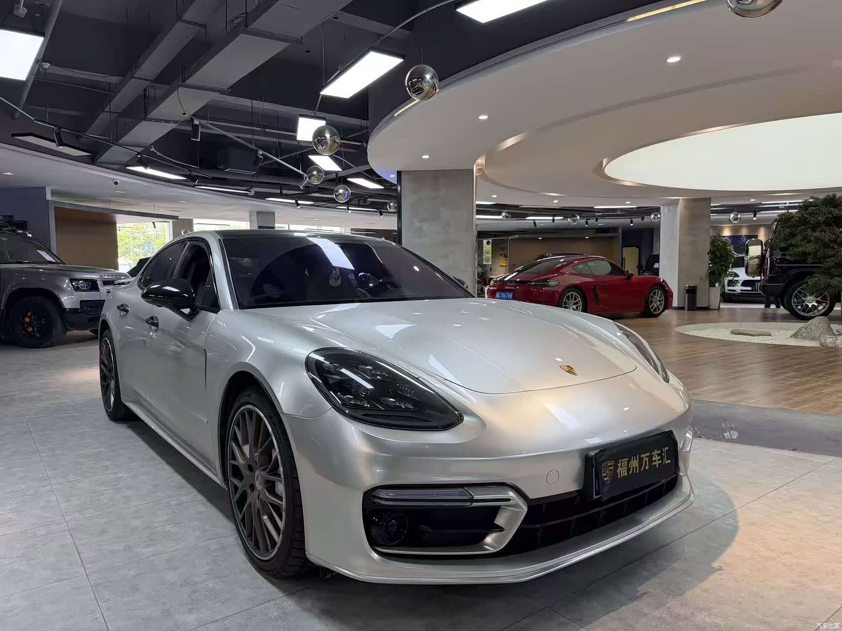 Porsche Panamera, 2018 2