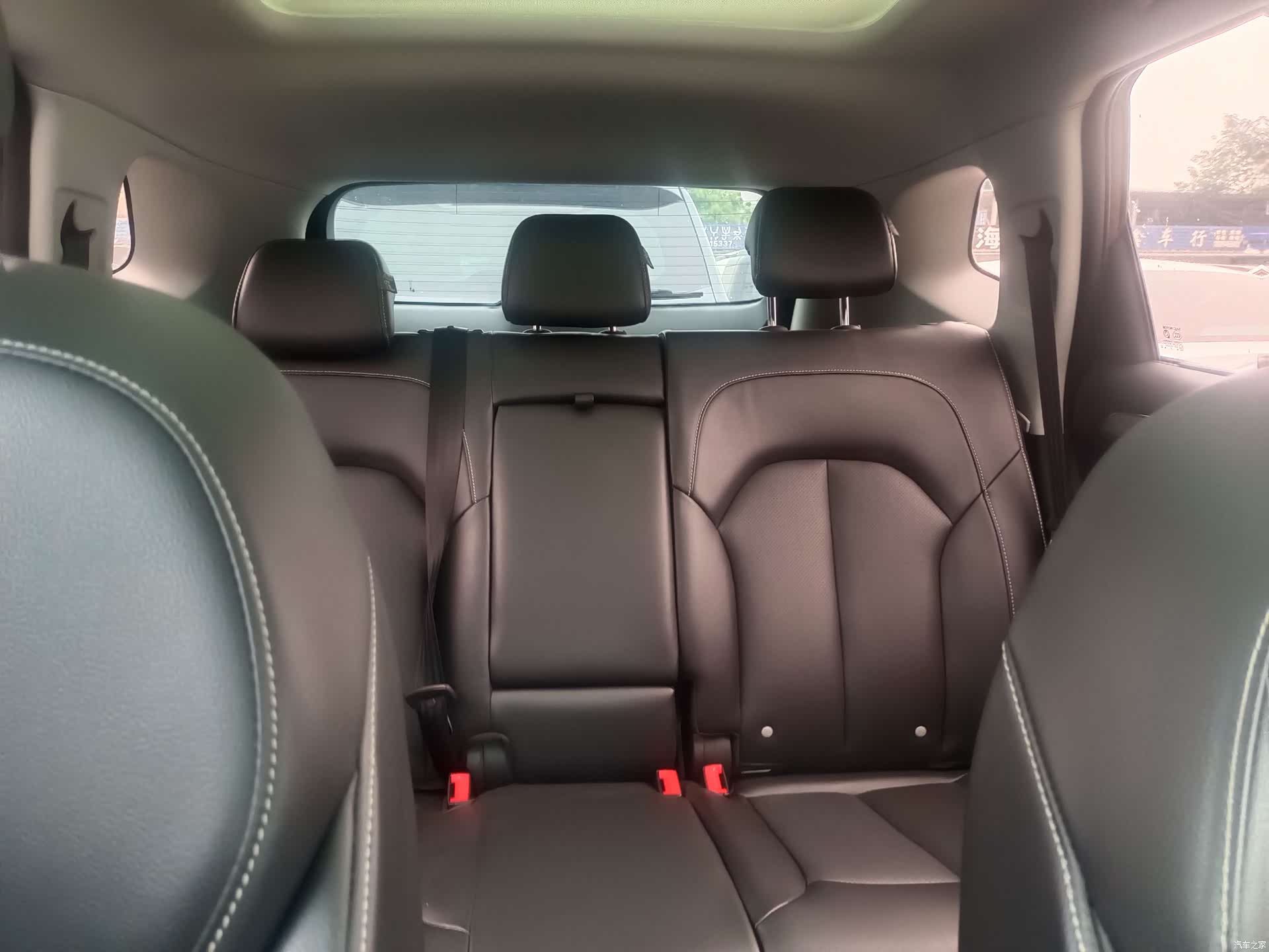 Roewe RX5, 2017 13