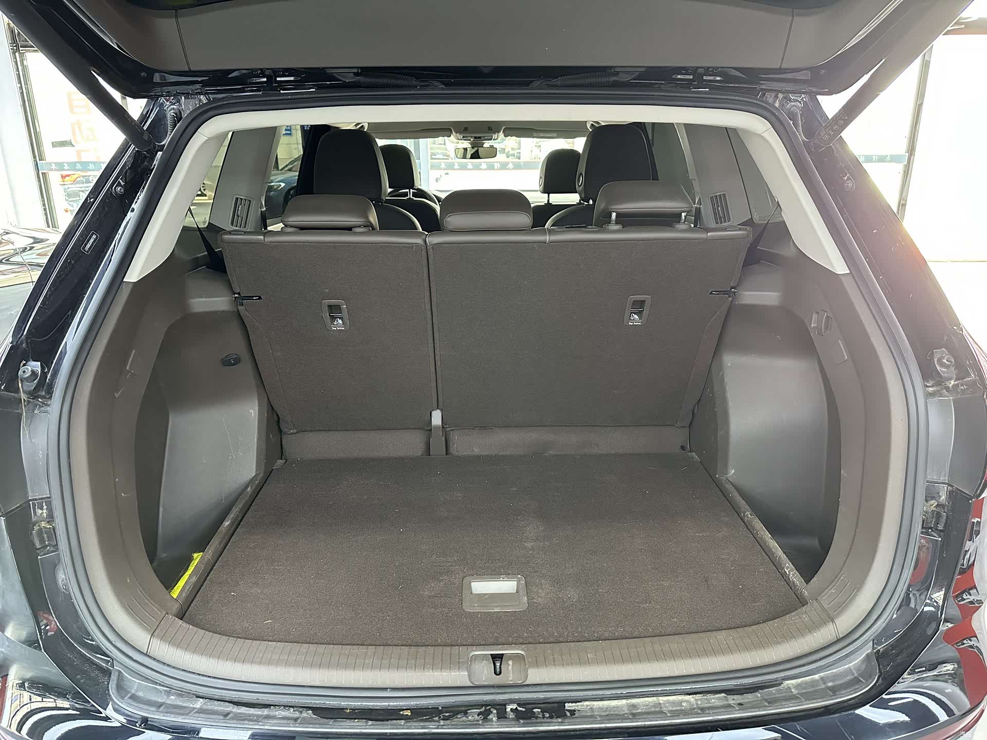 Volkswagen Viloran, 2023 12