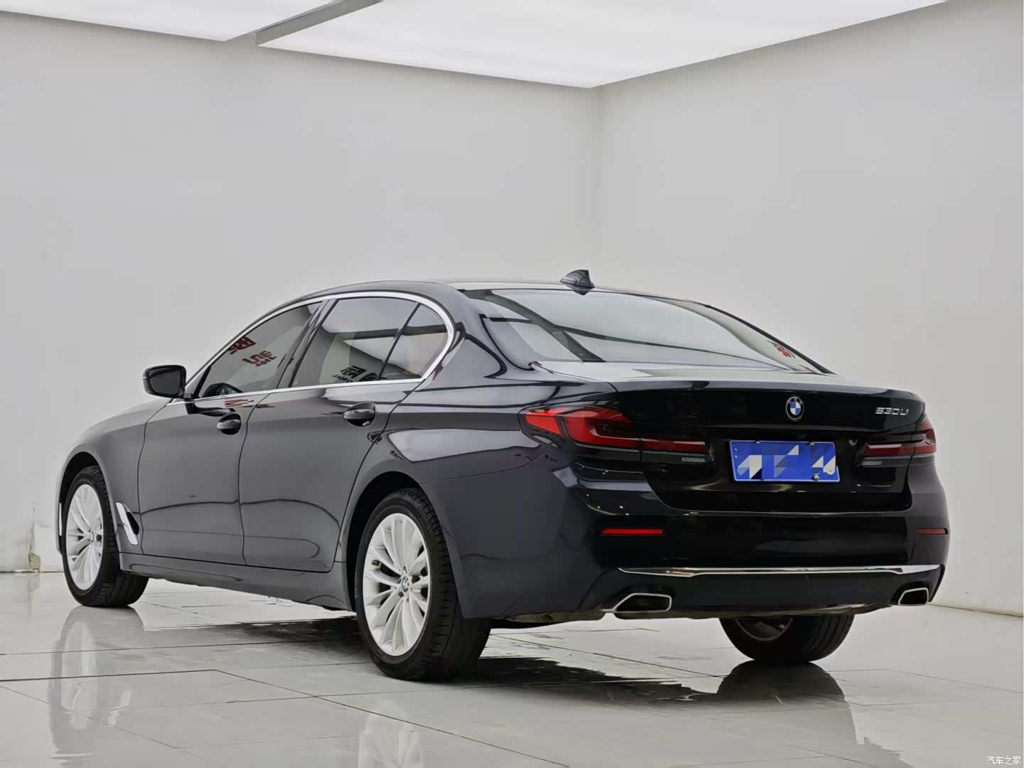 BMW 5 Series, 2022 8