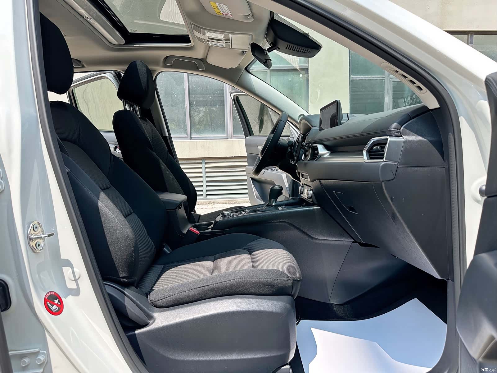 Mazda CX-5, 2025 4