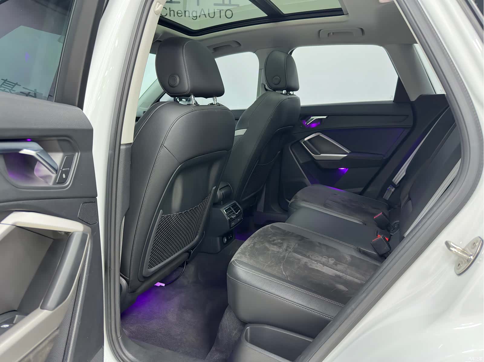 Audi Q3, 2022 12