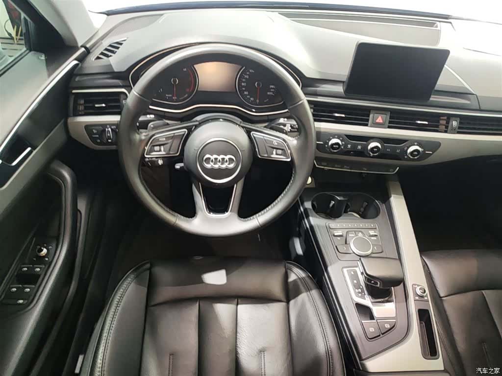 Audi A4L, 2019 6