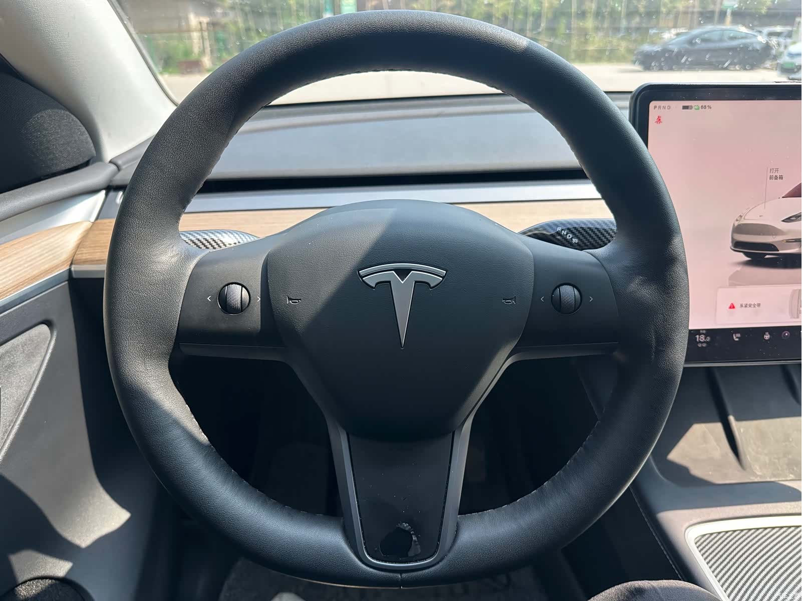 Tesla Model Y, 2022 21