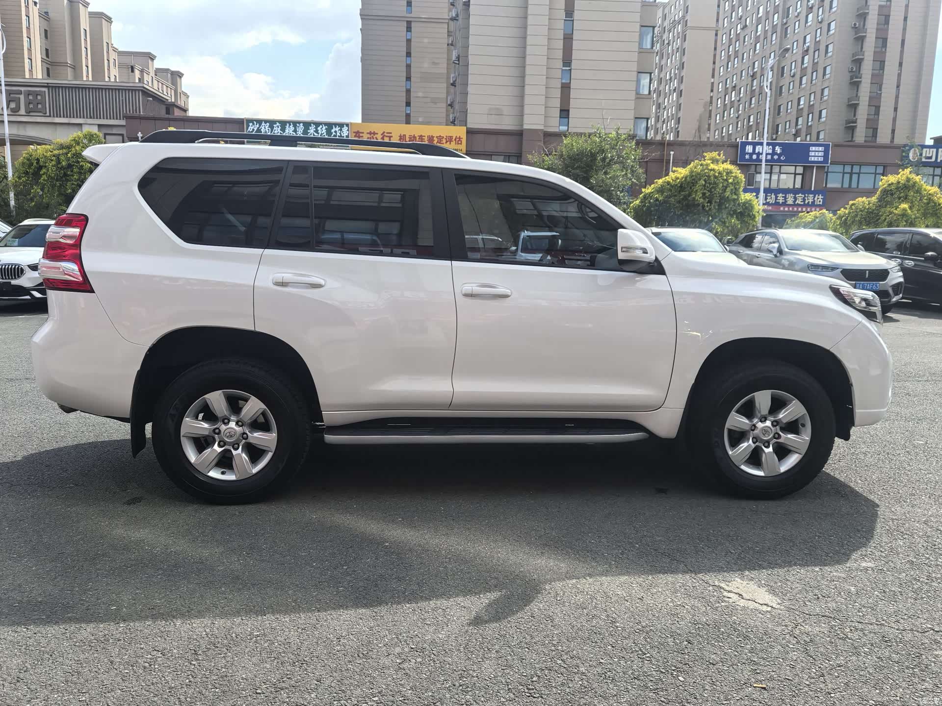 Toyota Prado, 2015 4