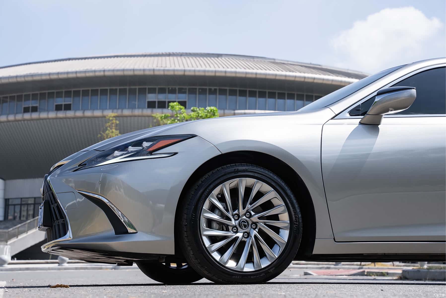 Lexus ES, 2022 8