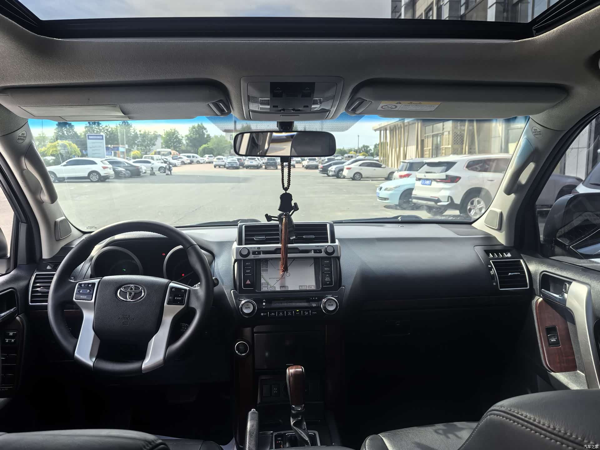 Toyota Prado, 2015 6