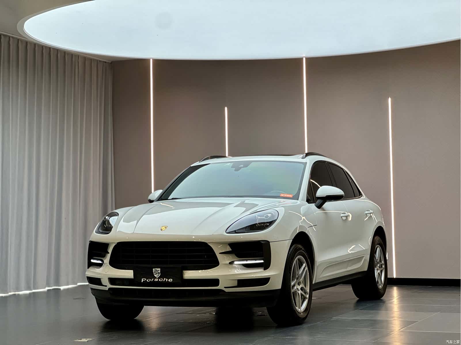 Porsche Macan, 2020 1