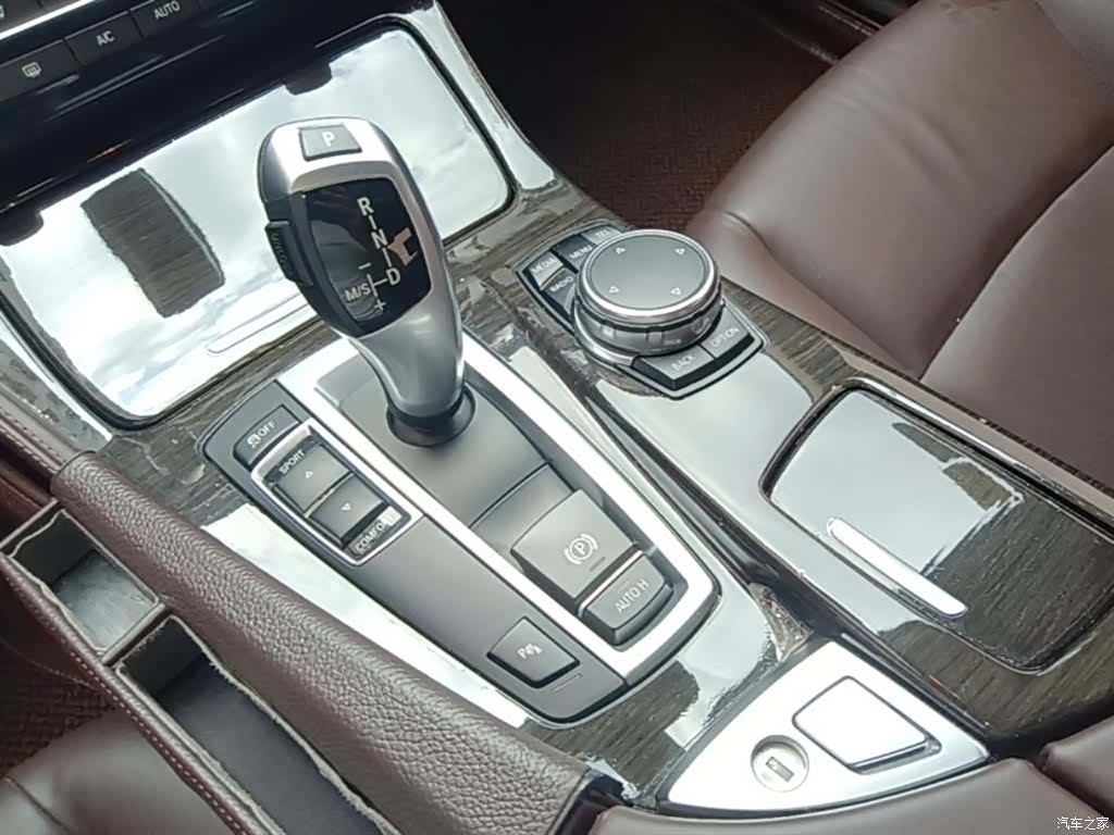 BMW 5 Series, 2017 14