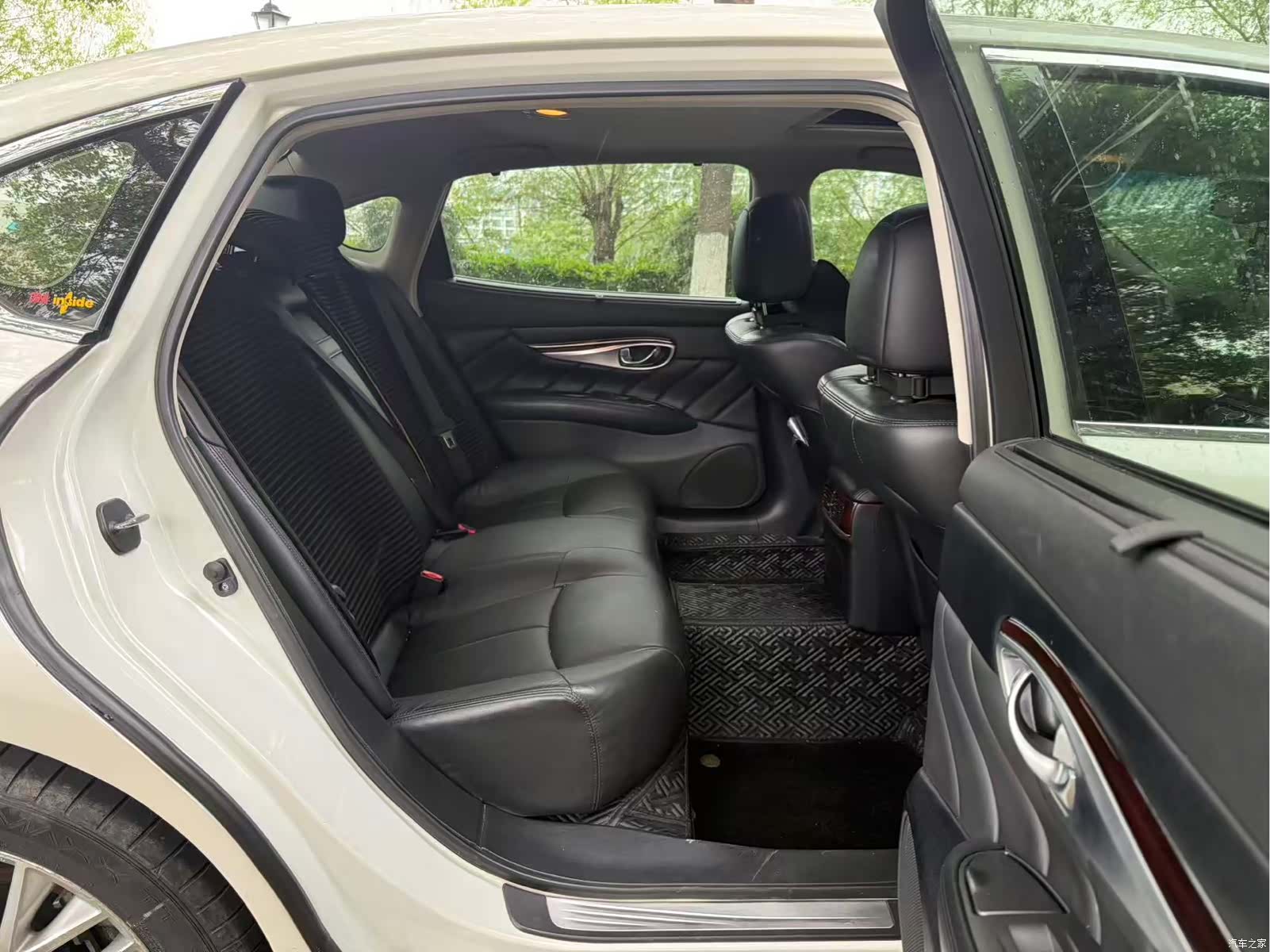 Infiniti Q70, 2016 26
