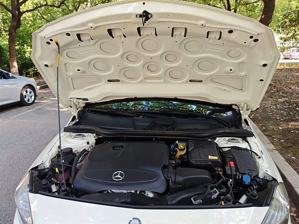 Mercedes-Benz Class A Mercedes-Benz Class A