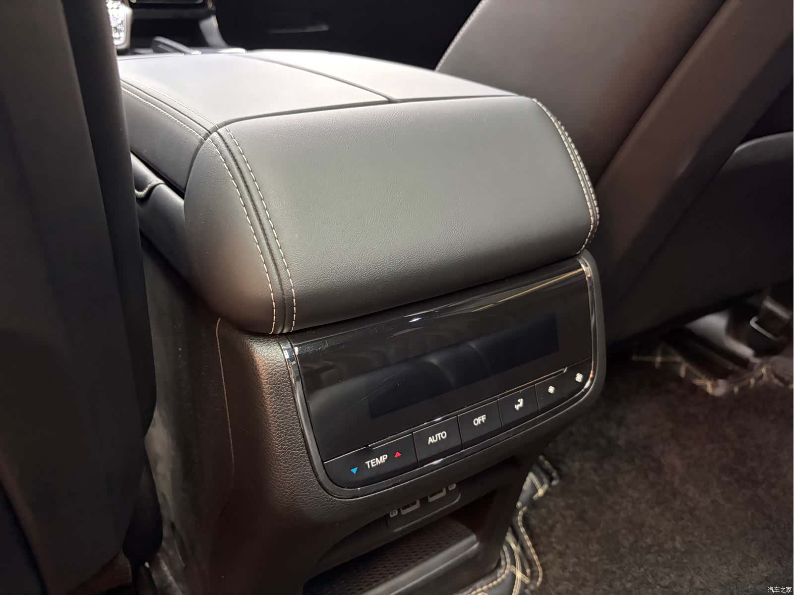 Trumpchi GS8, 2022 26
