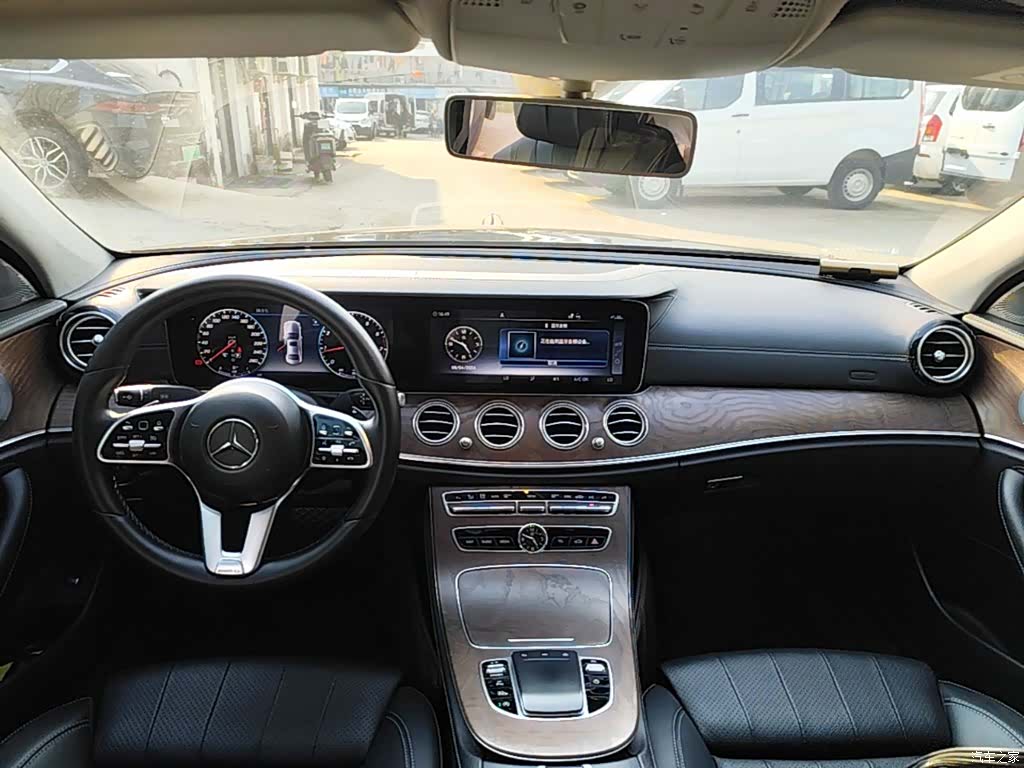 Mercedes-Benz E-Class, 2019 10