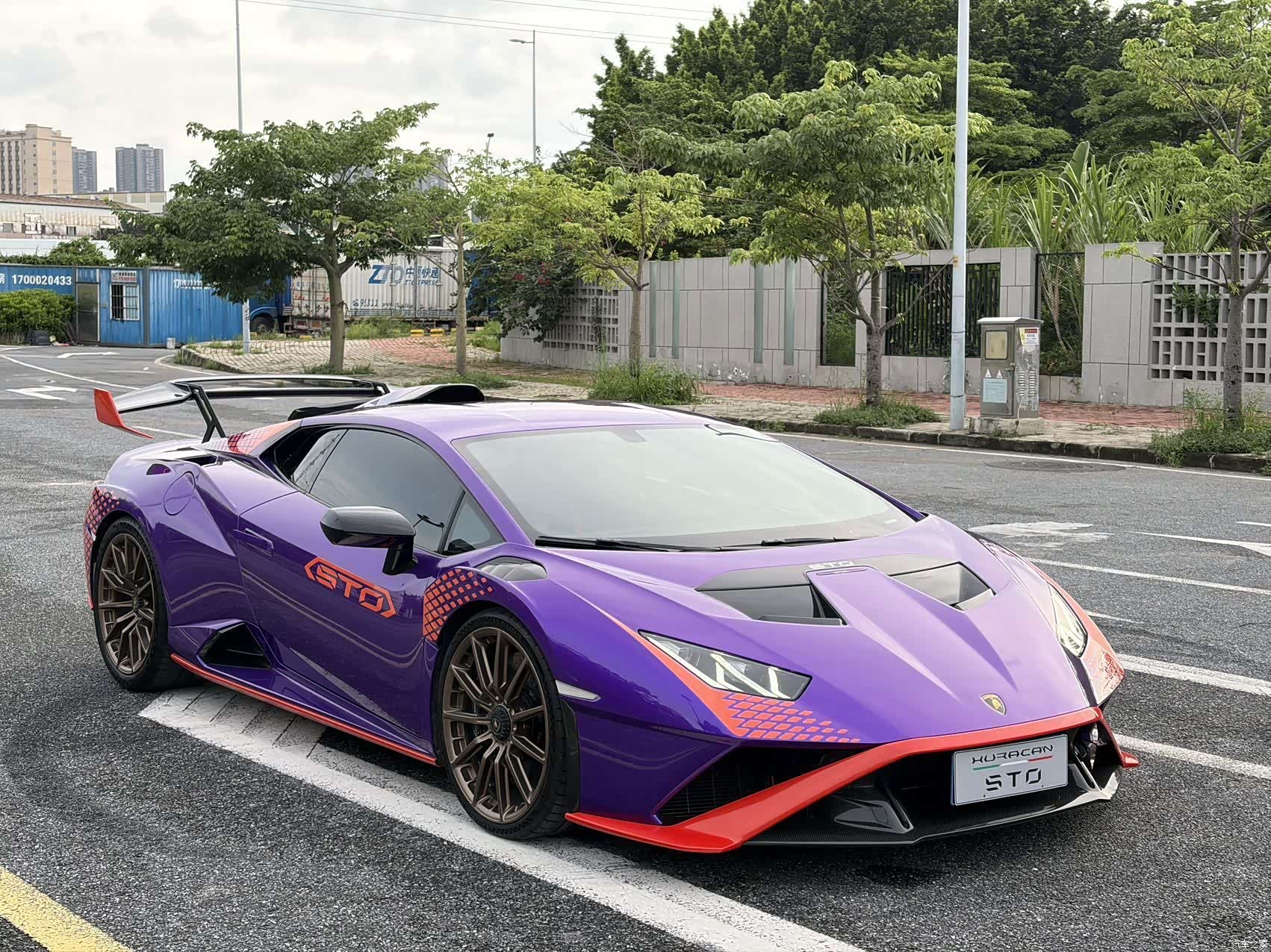 Lamborghini Huracán, 2023 4