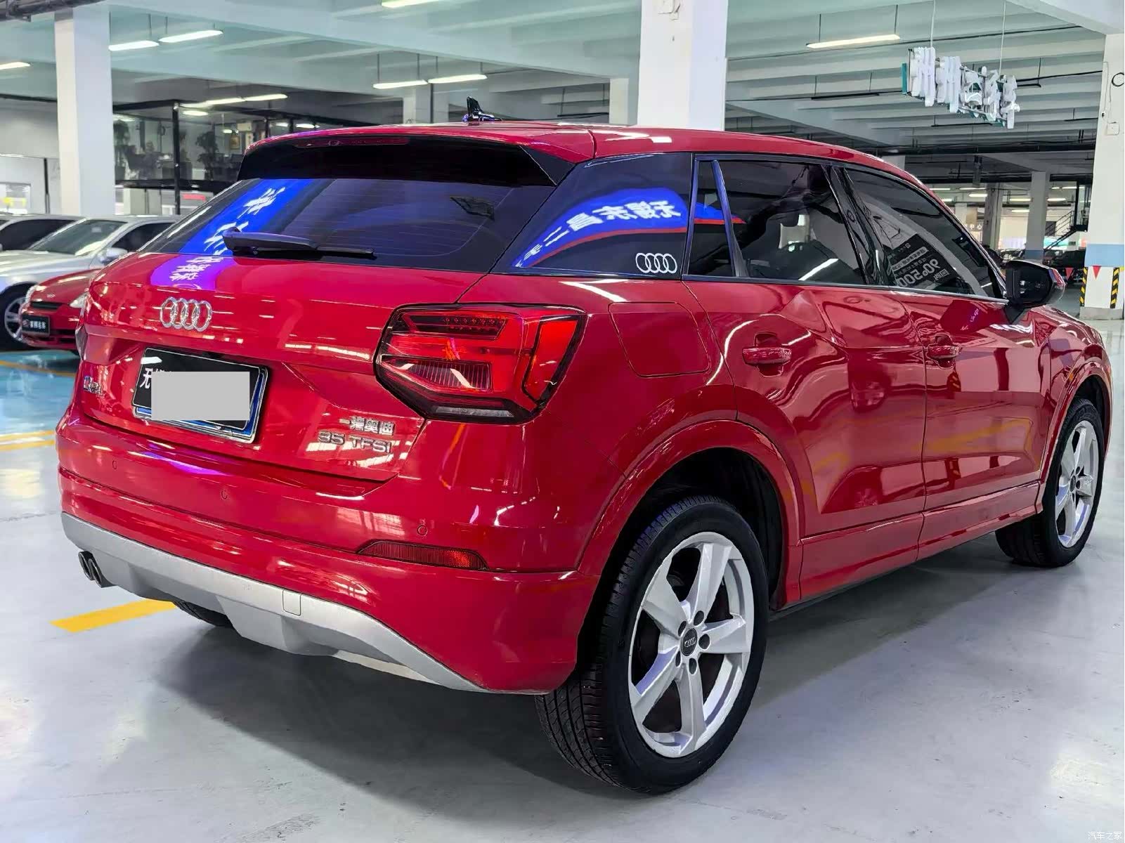 Audi Q2L, 2020 3