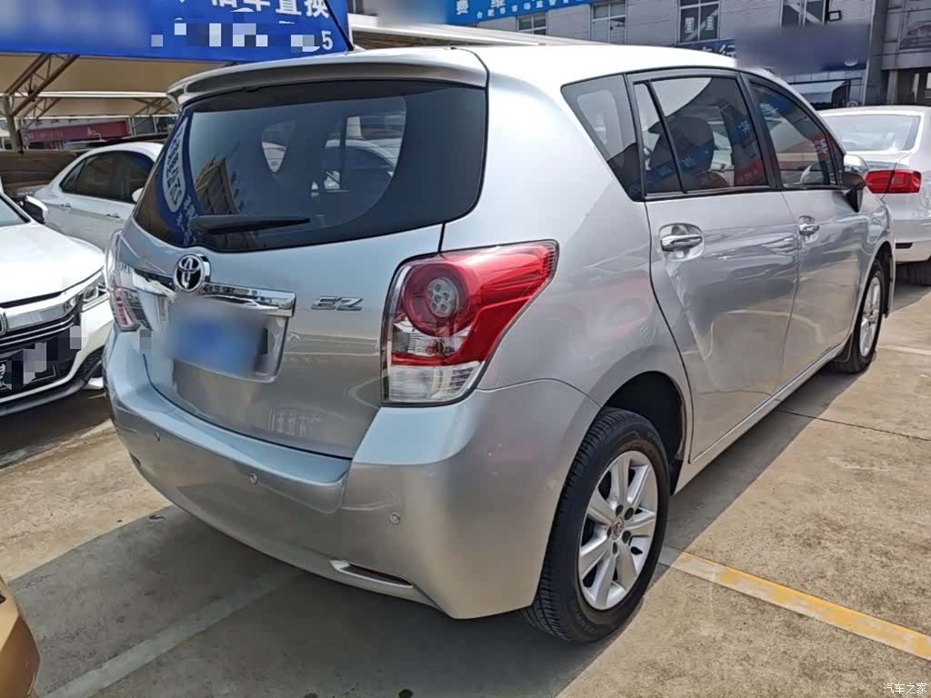 Toyota 180E, 2015 7