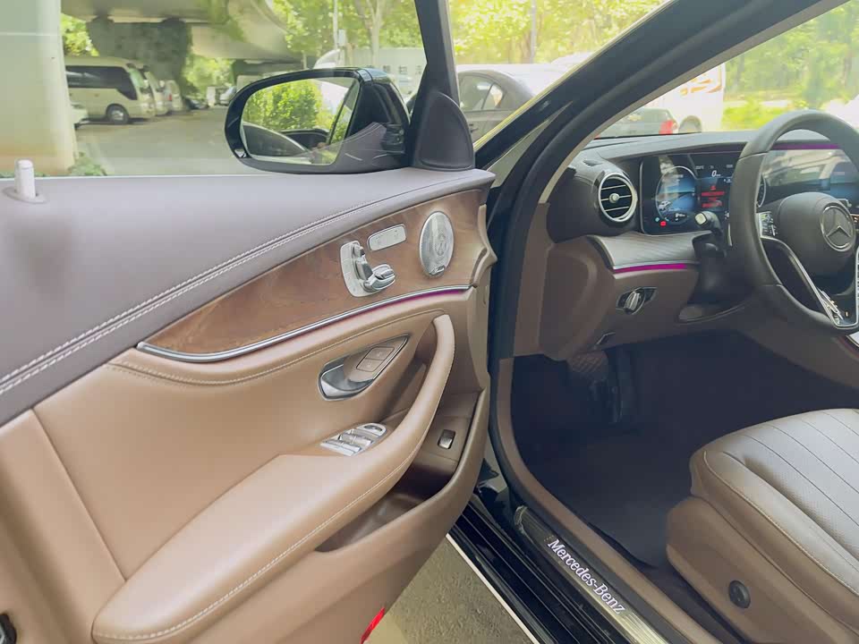 Mercedes-Benz E-class Mercedes-Benz E-class