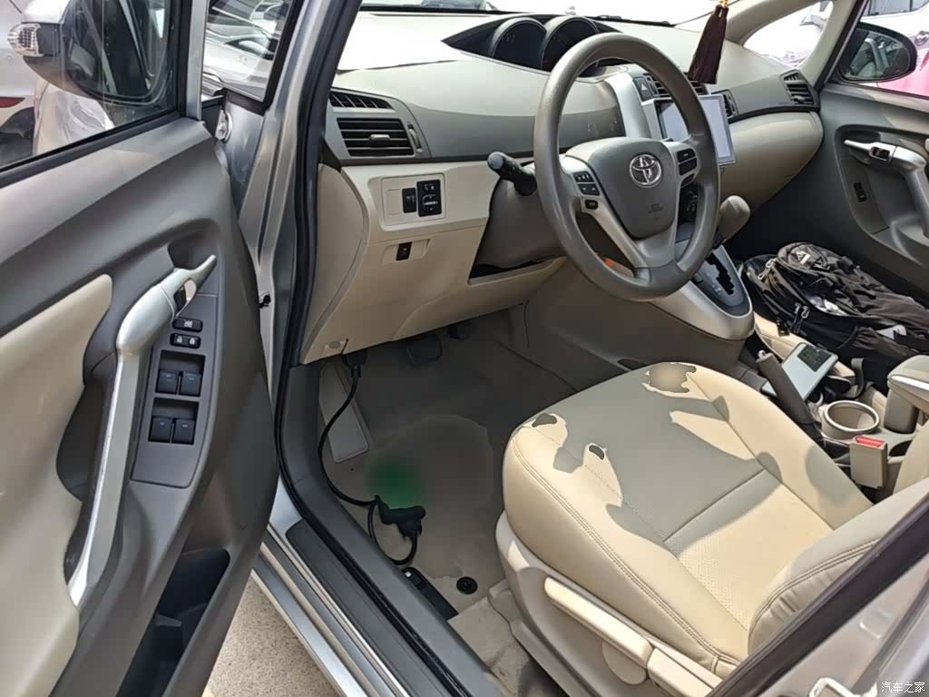 Toyota 180E, 2015 16