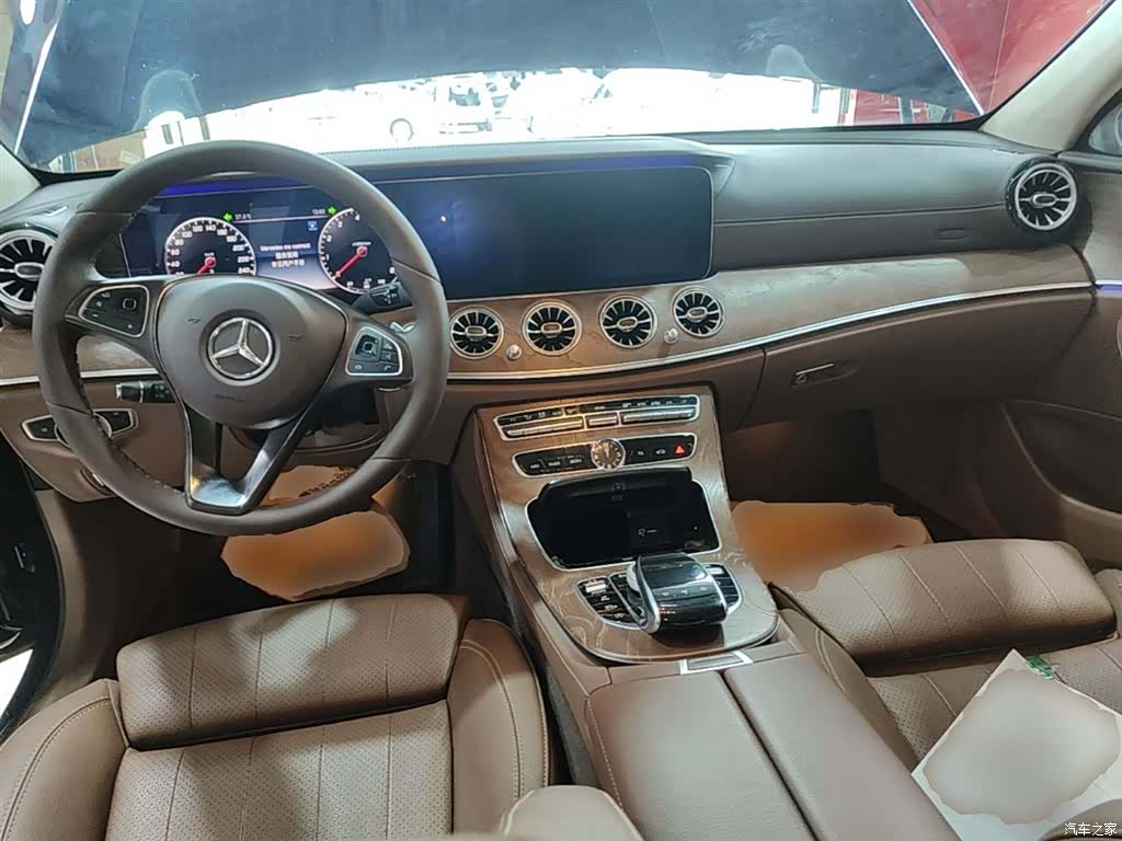 Mercedes-Benz E-Class, 2018 10