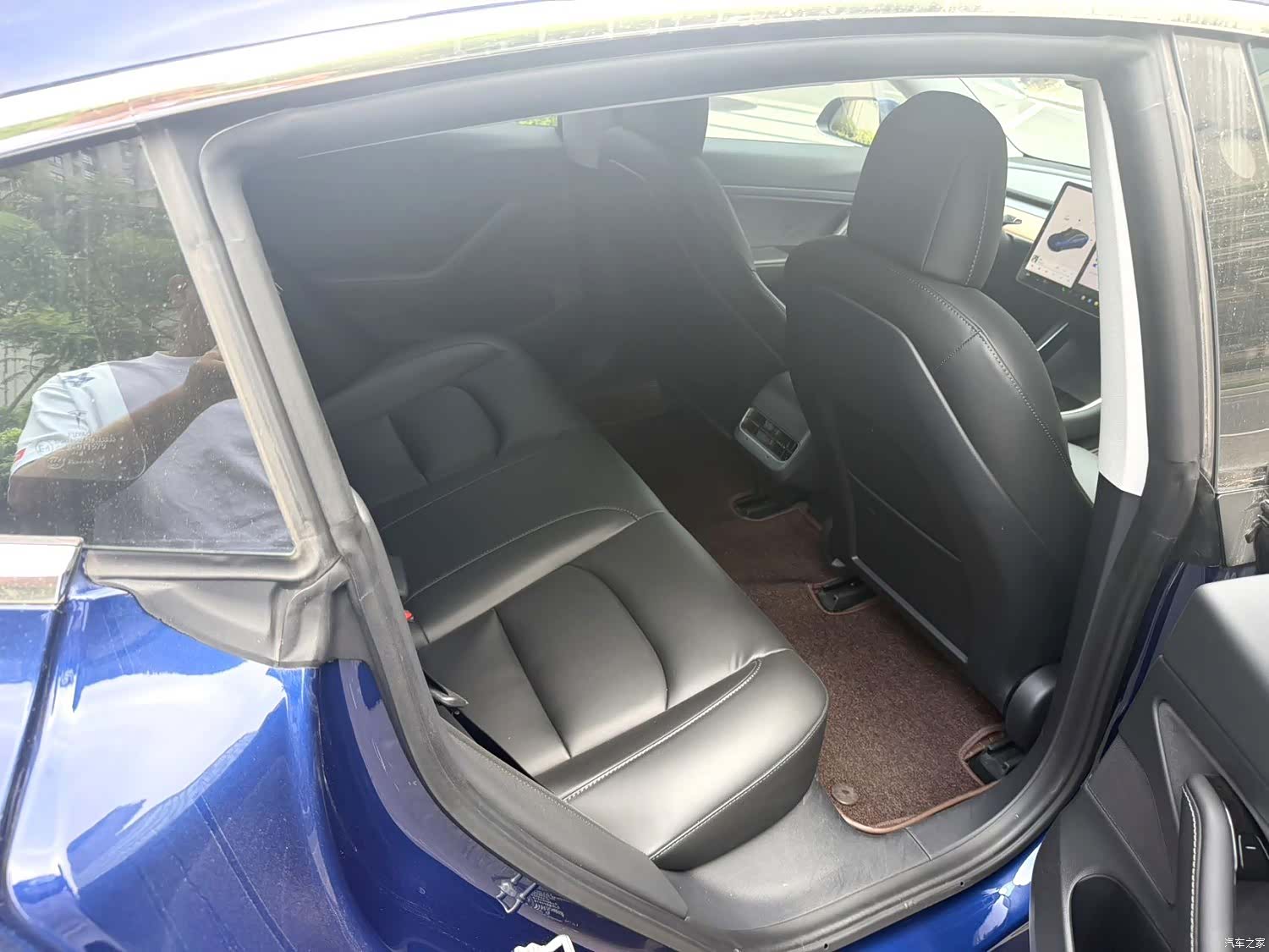 Tesla Model 3, 2020 6