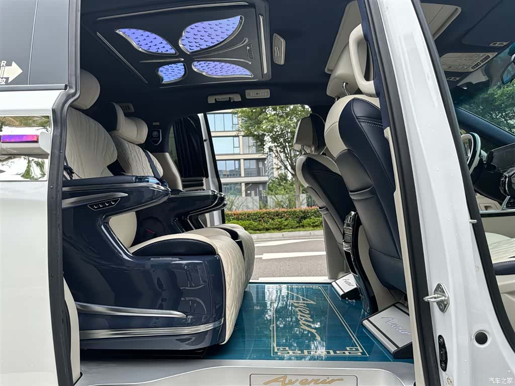 Buick GL8, 2022 9