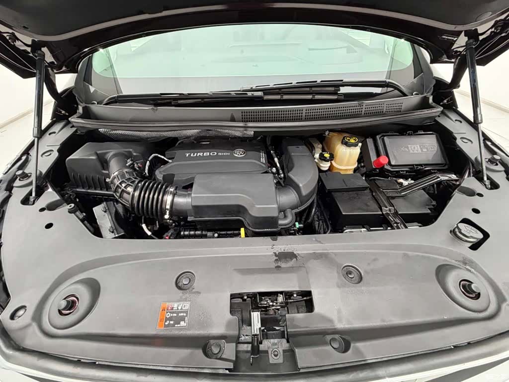 Buick GL8, 2022 18