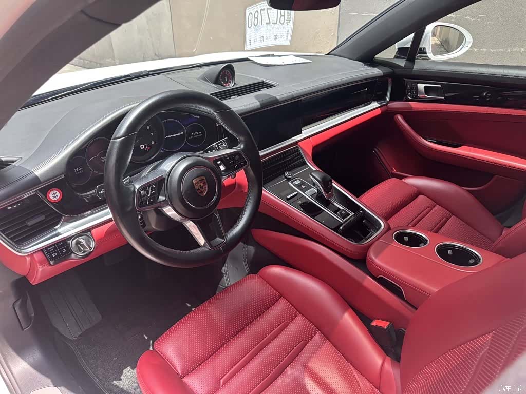 Porsche Panamera, 2018 10