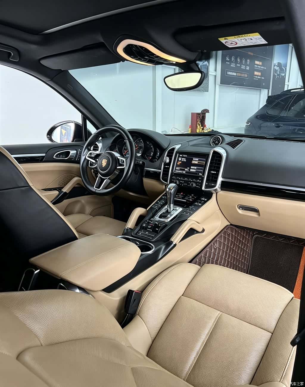 Porsche Cayenne, 2015 9