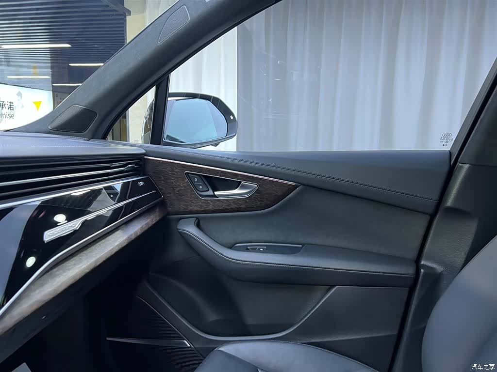 Audi Q7, 2023 18