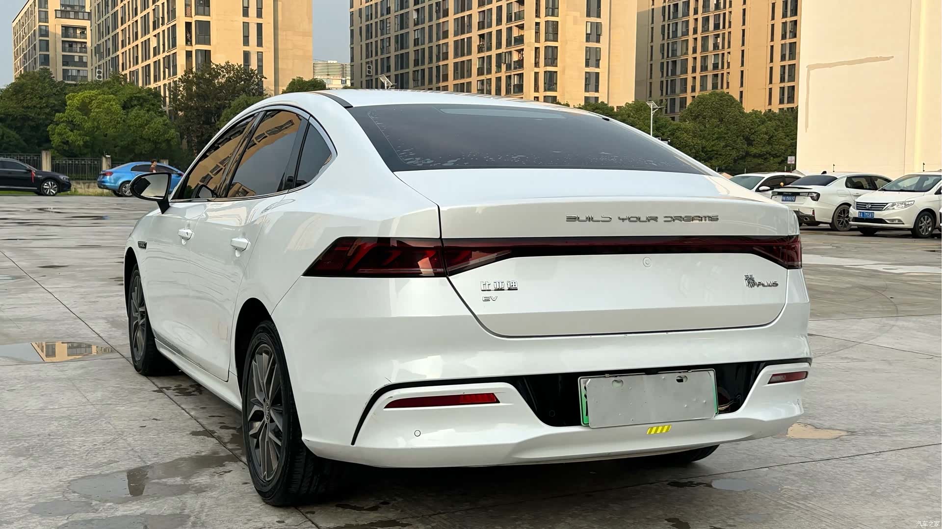 BYD Qin, 2022 13
