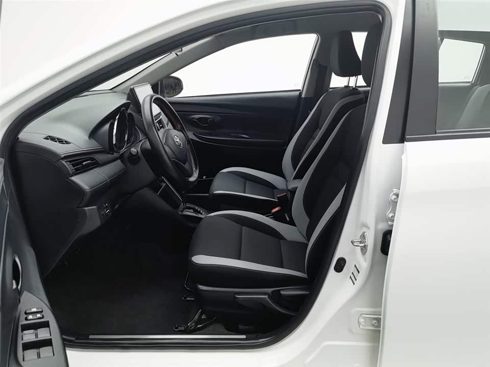 Toyota YARiS L Zhixuan
