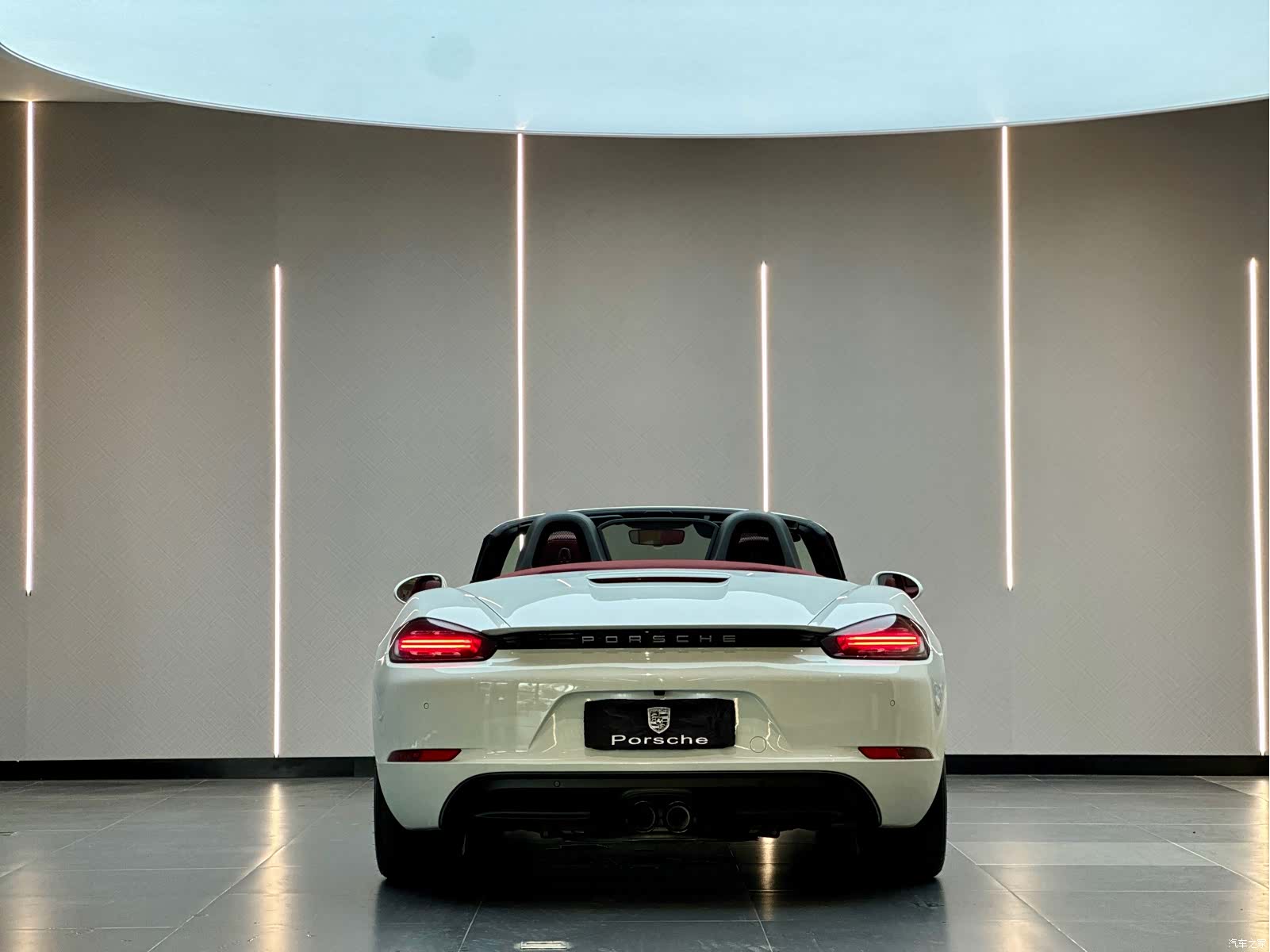 Porsche Boxster, 2023 9