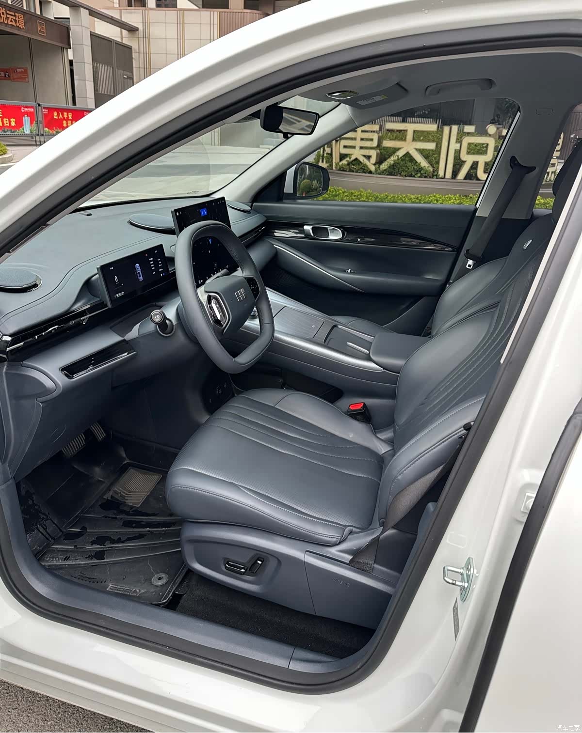 Geely Galaxy E5, 2025 6