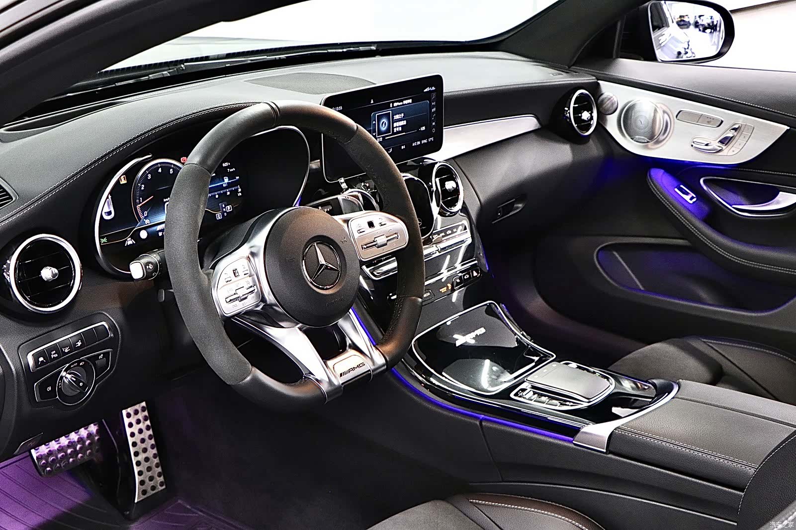 Mercedes-Benz C-Class, 2020 11