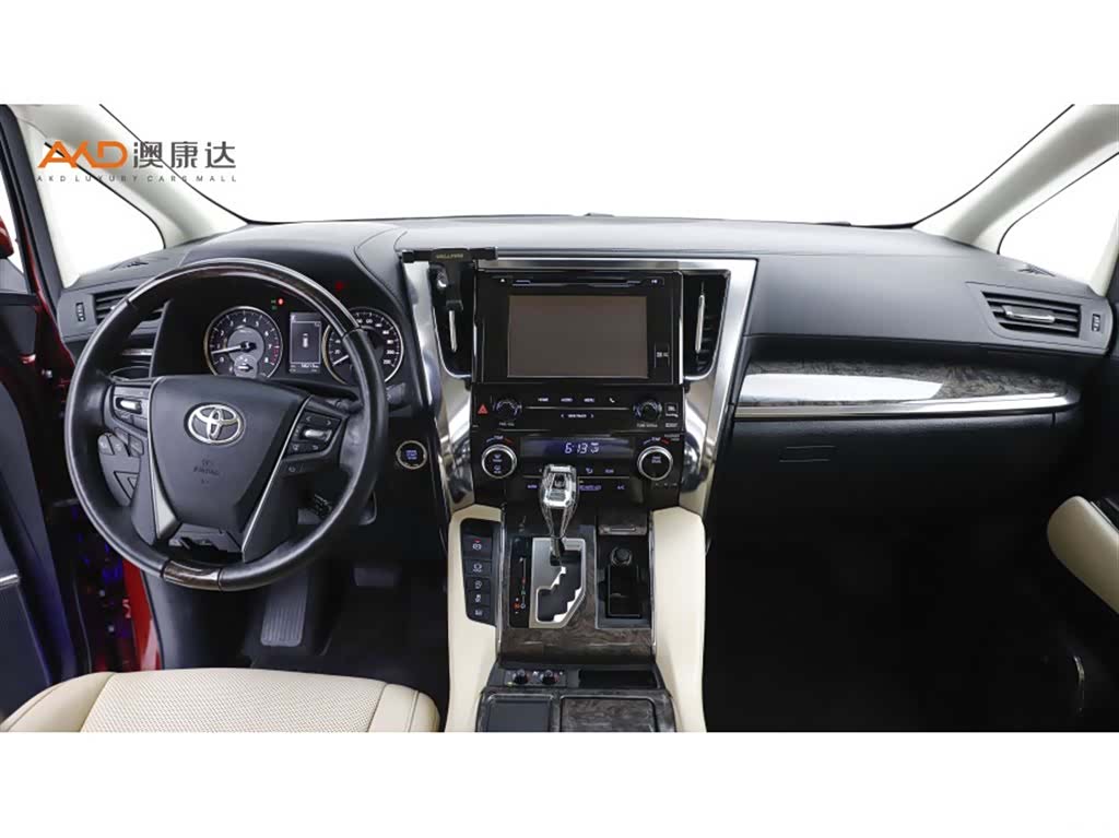 Toyota Alphard, 2018 все фото